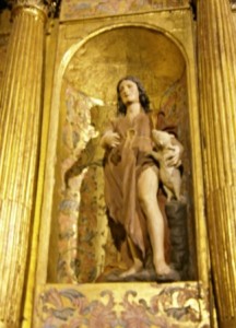 11.- El Buen Pastor. Talla del retablo de San Andrés
