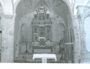 Lám 2 . Altar mayor iglesia de Santiago, Trujillo.